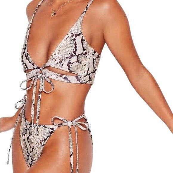 NWT Nasty Gal Neutral Snake Print Cutout String Bikini Top - Picture 1 of 6